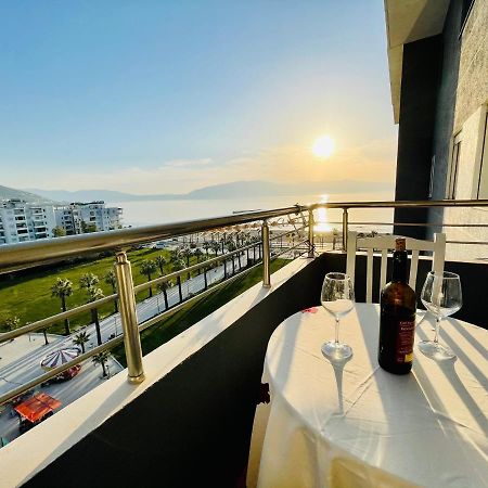 Jico Travel - Erjon Apartments فلورا المظهر الخارجي الصورة